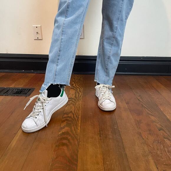 Light Wash High Rise Denim Jeans - Picture 5 of 6